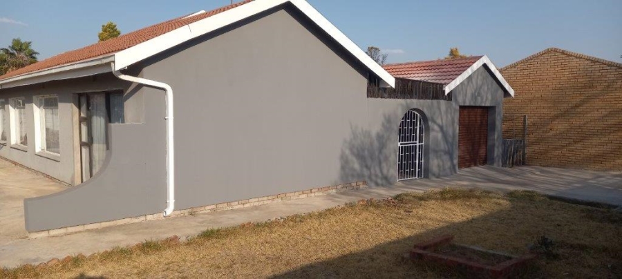 3 Bedroom Property for Sale in Riebeeckstad Free State